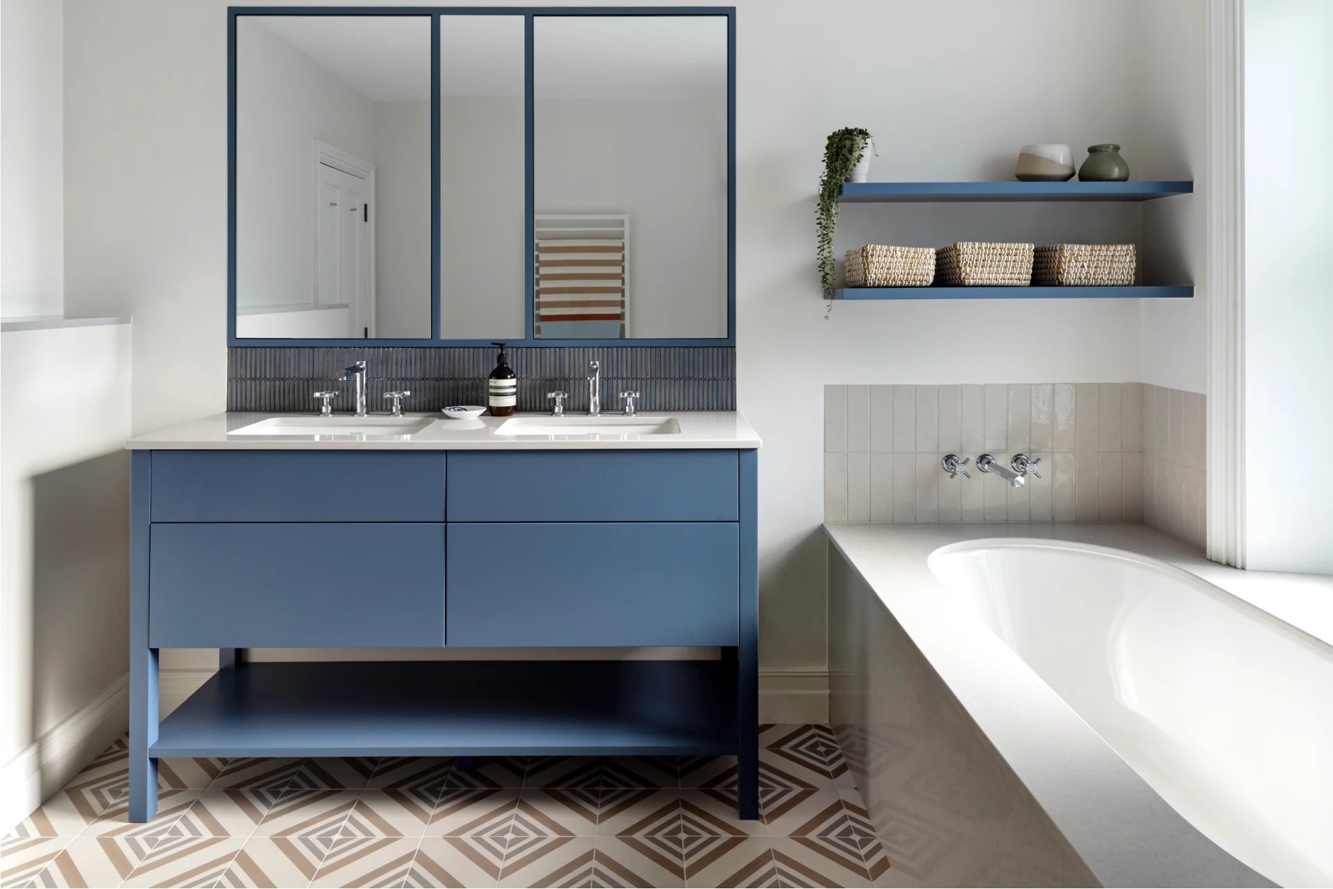 Belsize Park townhouse — interior view 6